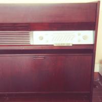 Radio giradischi BRAUN anno 1960