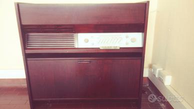 Radio giradischi BRAUN anno 1960