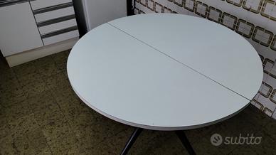 Tavolo cucina legno + 4 sedie 