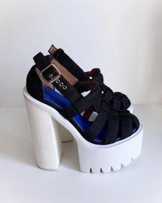 Sandali granchio gabbia neri Jeffrey Campbell