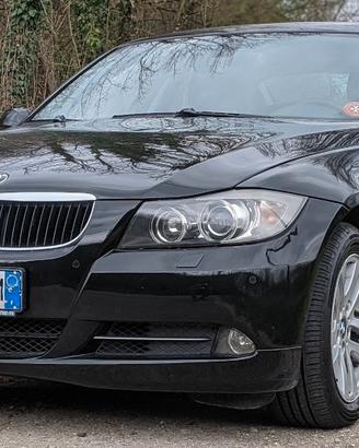 BMW 320i cat Eletta




