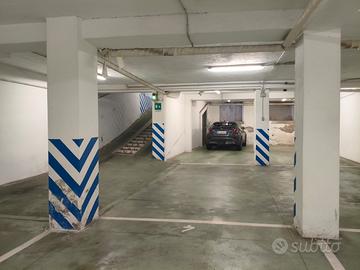 Posti auto via tiepolo 47