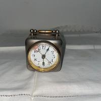 Orologio da viaggio antico