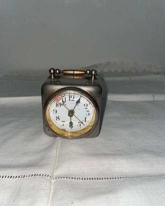 Orologio da viaggio antico