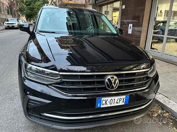 Volkswagen Tiguan 2.0 TDI 122 CV accessoriata