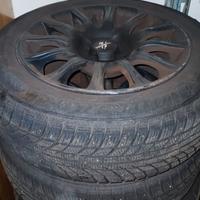 Cerchi  con gomme invernali 