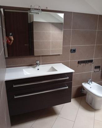 Bagno Mobile Sospeso Lavabo 2 Cassettoni Specchio
