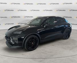 Porsche Macan EV 4