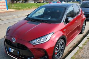 toyota yaris full hibryd style