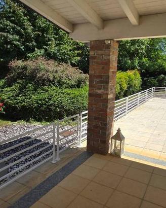Rustico / Casale di 1350 m² con più di 5 locali e 