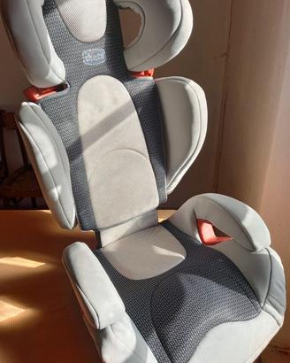 Seggiolino Auto Chicco per bambini 15 - 36 kg.