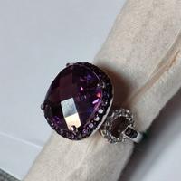 Anello in argento 925 con pietra color ametista