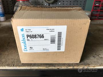 DONALDSON Filtro Aria P608766