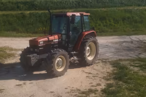 New Holland S90