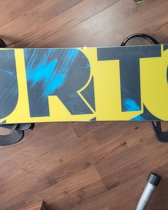snowboard Burton + attacchi 