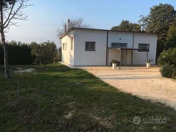 Abitazione con terreno agricolo