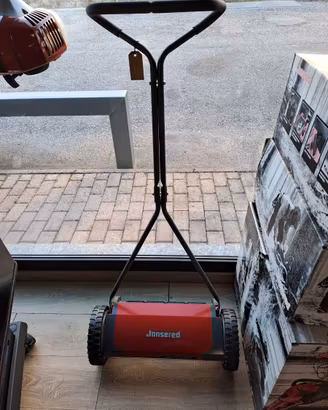Rasaerba manuale Jonsered