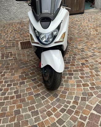 Scooter kymko xciting r 300 i