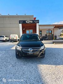 Volkswagen Tiguan 2.0 16V TDI DPF Sport & Style (1