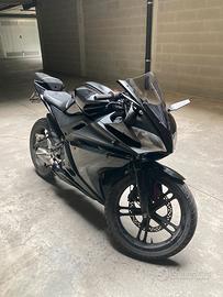 Yamaha YZF R125