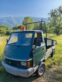 Ape poker anno 2002 benzina