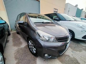 Toyota Yaris 1.4 D-4D 5 porte Lounge