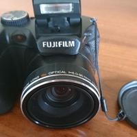 Fotocamera FUJIFILM FinePix S1900