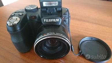 Fotocamera FUJIFILM FinePix S1900