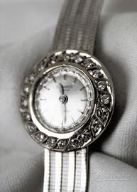 Orologio da donna in oro bianco e diamanti