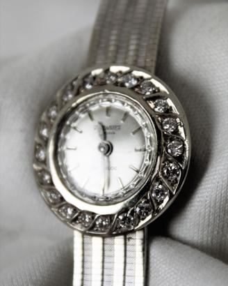 Orologio da donna in oro bianco e diamanti