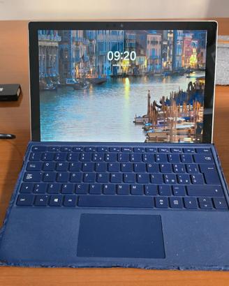 Microsoft Surface Pro 6 (128GB, Core i5, 8gb ram)