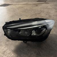 Mercedes fanale anteriore w247 classeB