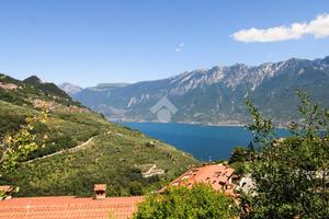 3 LOCALI A TIGNALE
