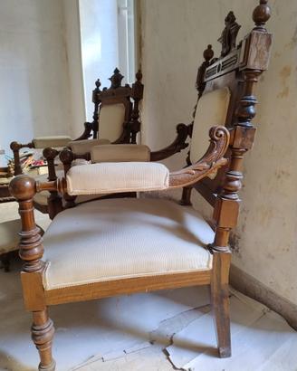 Poltron d’epoca legno intagliato