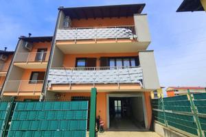 Villa di 222 m² con 4 locali a Oleggio