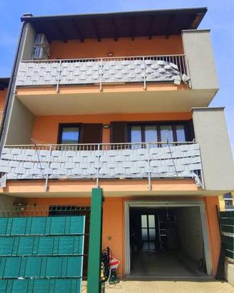 Villa di 222 m² con 4 locali a Oleggio