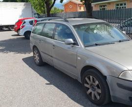 VOLKSWAGEN Passat 5ª serie - 2004