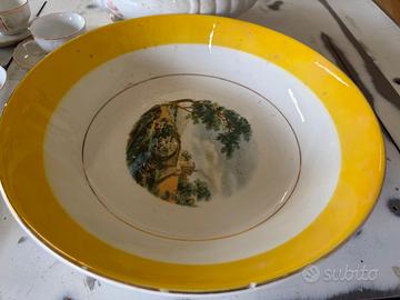Piatto decorato in ceramica