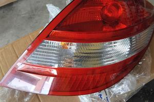 Faro posteriore destro originale xmercedes slk 171