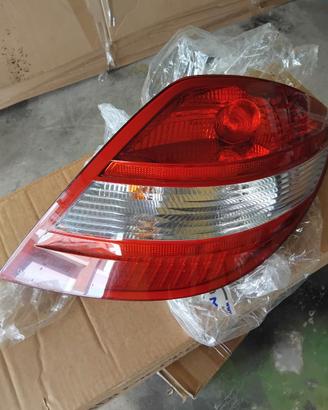 Faro posteriore destro originale xmercedes slk 171