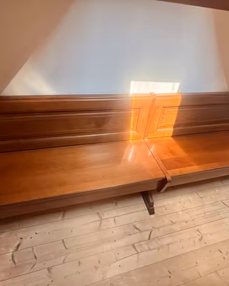Cassapanca di legno