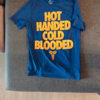 t-shirt Nike con scritta