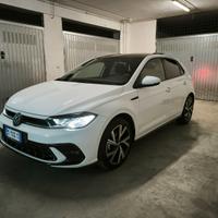 Polo VI 2024 1.0 TSI R-Line 110CV DSG