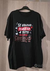 Tshirt maniche corte con scritta