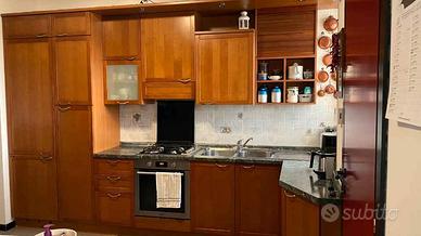 CUCINA CILIEGIO COMPLETA DI  LAVELLO E PIANO COTT.