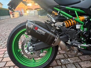 Akrapovic Z900