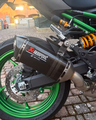 Akrapovic Z900