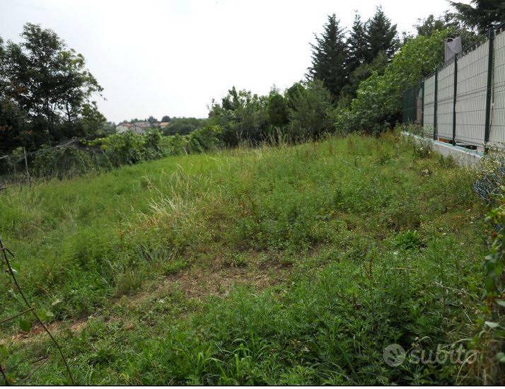 Terreno di 1267 m² a Erba - Vista 2