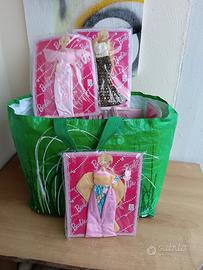 Vestiti Barbie confezionati