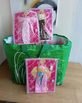 Vestiti Barbie confezionati